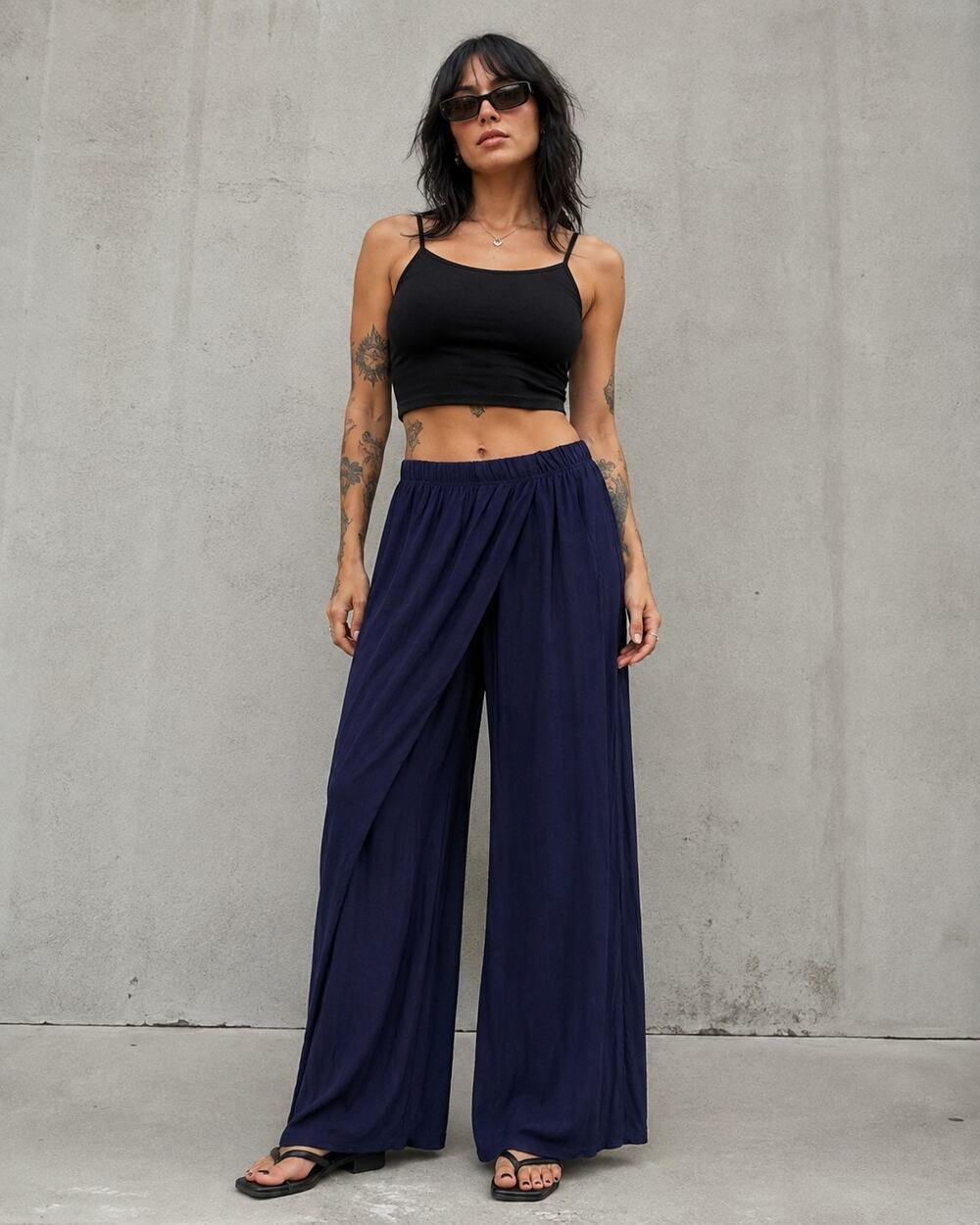 Fraiche by J Women’s Medium Navy Draped Wide Leg Palazzo Pants Elastic Waist